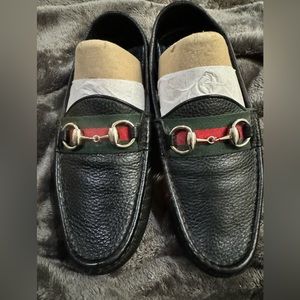 Woman’s GUCCI driver loafers